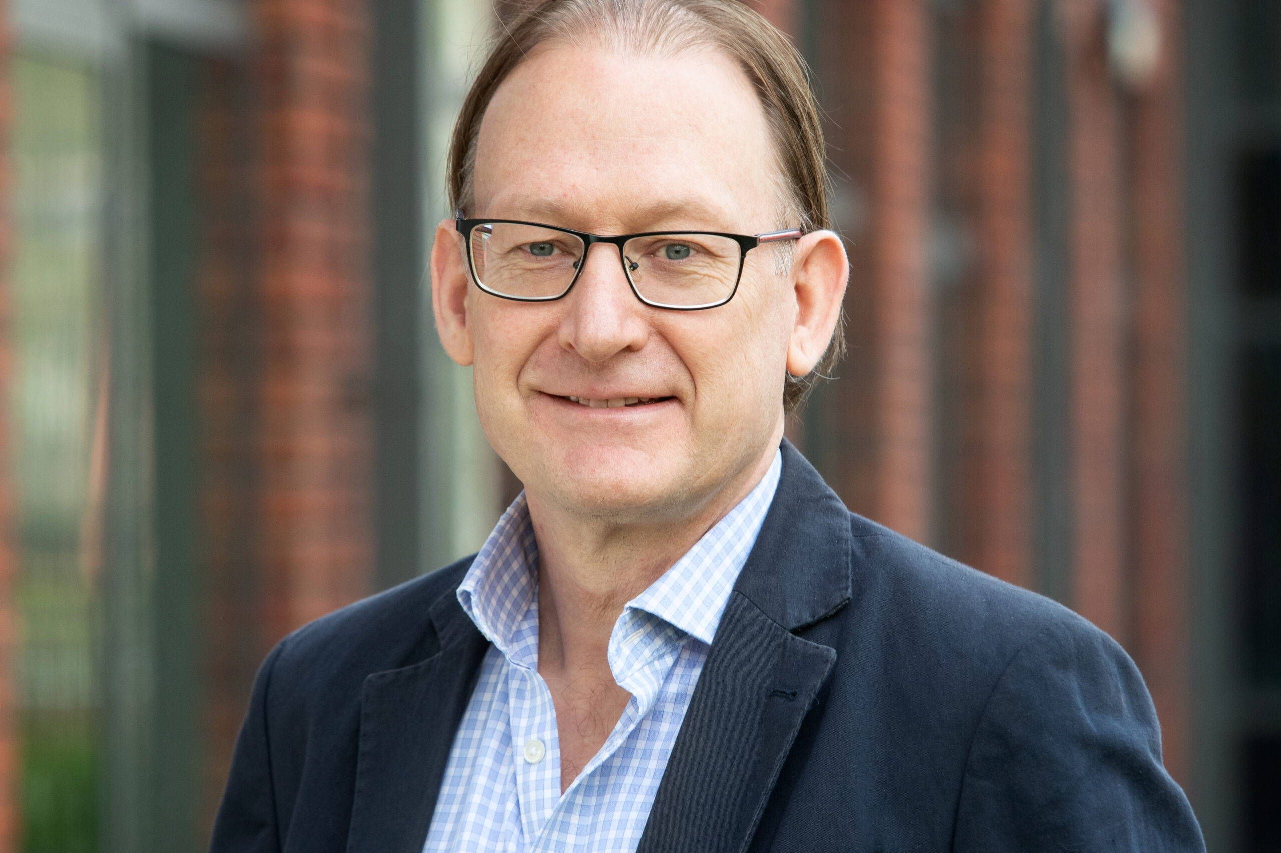 Portrait photo of Nick Gent