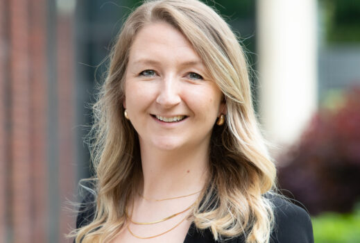 Portrait photo of Jess Head