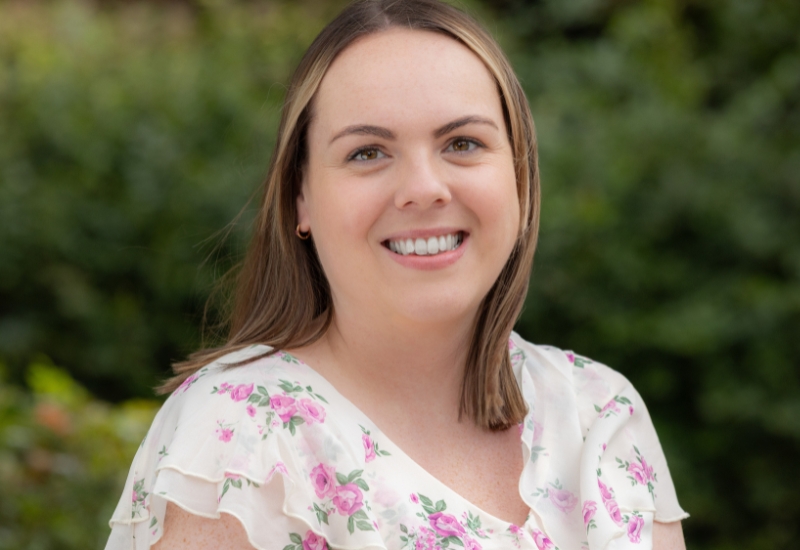 Portrait photo of Donna Howlett